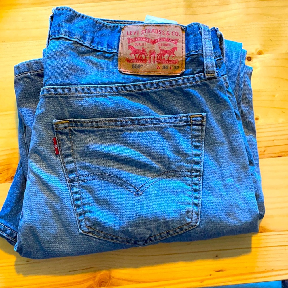 Men’s Levis perfect condition 559 34 x 32